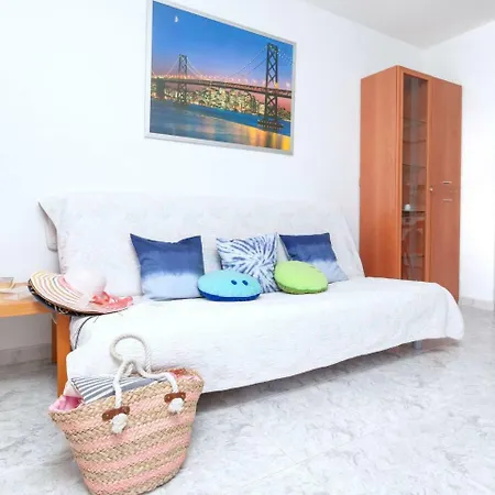 Fleming By Interhome